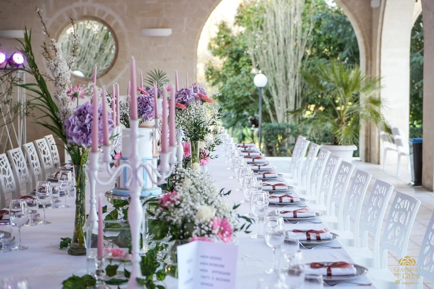 Giardino dei Gelsi a Gravina in Puglia durante un ricevimento serale